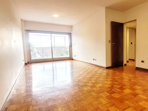 Alquiler Departamento con 3 Dorm. y Cochera en Olivos