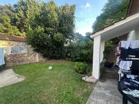 Casa en venta Francisco Álvarez 4 ambientes