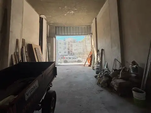 Local en Alquiler en Remedios de Escalada, $ 2.800.000