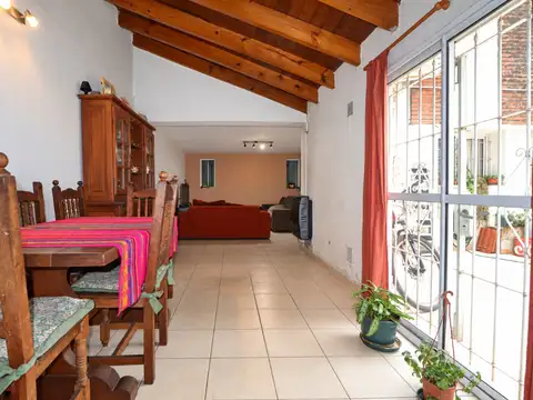 VENTA DE PH EN PARQUE CHAS - CON COCHERA