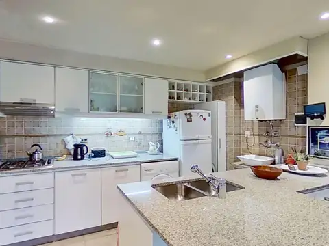 11 De Septiembre 2600