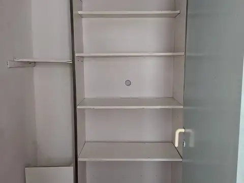 Juana Azurduy 3000, Piso PB