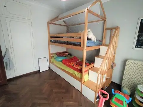 CHALET 10 X 20 - 3 DORM - 2 BAÑOS - JARDIN - CALEF X RADIAD