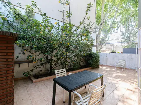 4 ambientes c dependencia / ph casa venta / VILLA CRESPO PATIO Y TERRAZA