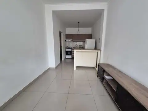 Depto Tipo Casa en Venta en Villa Pueyrredon, USD 103.000