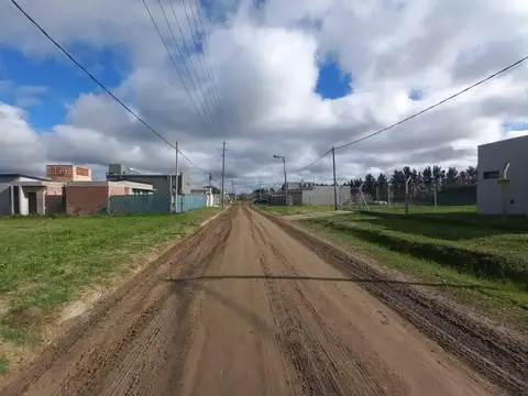 Barrio Don Guido 139 y 509, lotes en venta en Hernández