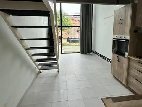 Depto Tipo Casa 2 ambientes con 1 baño