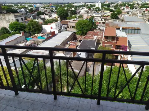 Departamento en Alquiler en Parque Avellaneda, $ 430.000