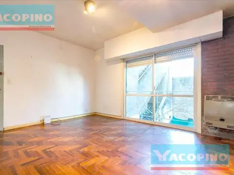 Depto Tipo Casa 2 ambientes con 1 baño