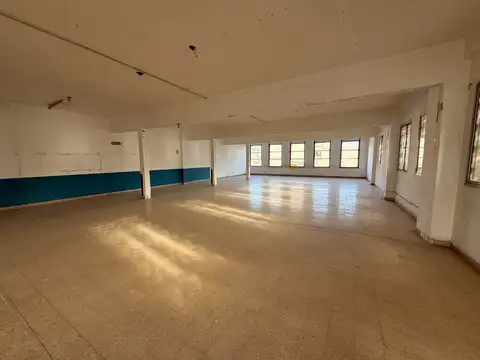Oficina en Venta 111 años