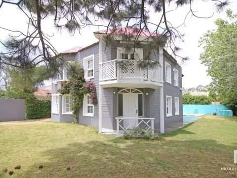 Casa en Venta de 4 dormitorios