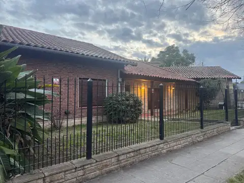 Casa en Alquiler de 3 dormitorios