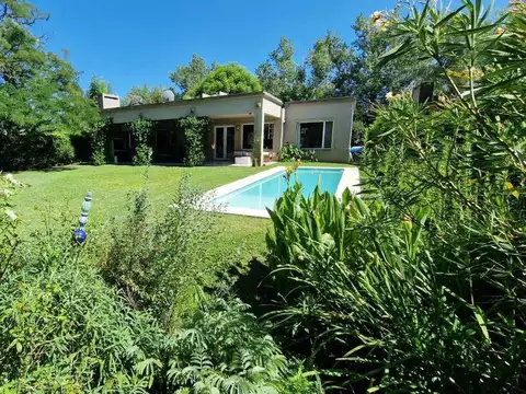Casa en Venta en Mercedes, USD 268.000