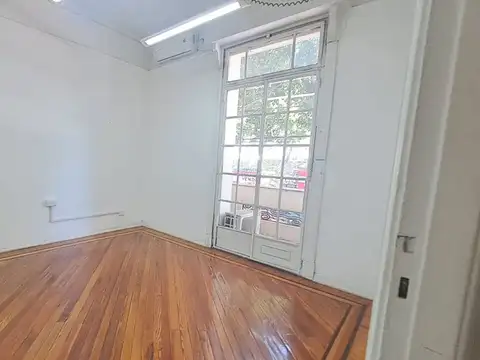 Oficina en Alquiler en Parque Patricios, $ 3.600.000