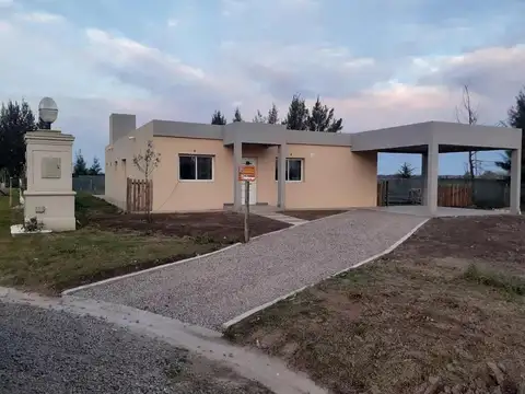 Casa de 4 ambientes a terminar en venta, en Lagos de San Eliseo. Presidente Peron-San Vicente.