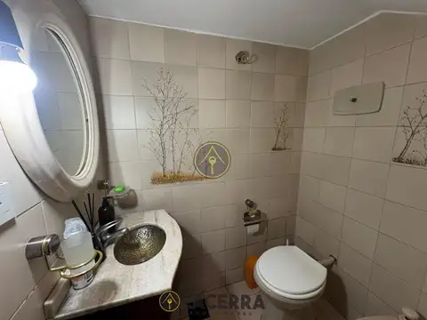 Casa 5 ambientes en Villa Ballester