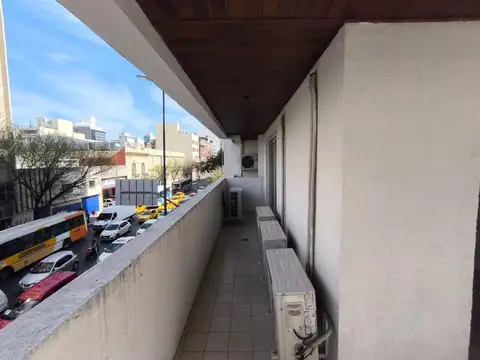 Oficina en Alquiler en General Paz, $ 3.000.000