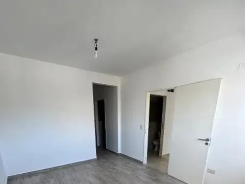 Departamento en Venta en Villa del Parque, USD 148.000