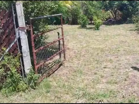 Lote 450m². Zona donde predomina la tranquilidad.