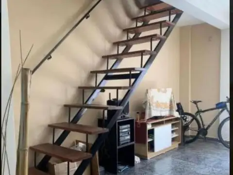 Depto Tipo Casa en Venta 41 años