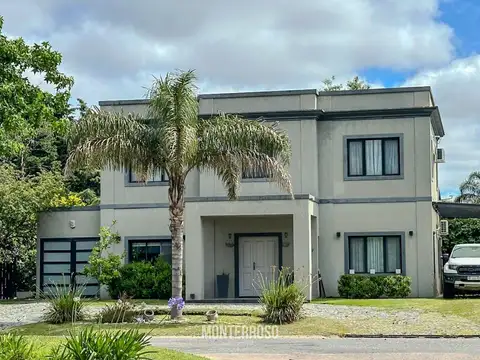 Casa  en Venta en Los Ombús de Hudson, Guillermo Enrique Hudson, Berazategui