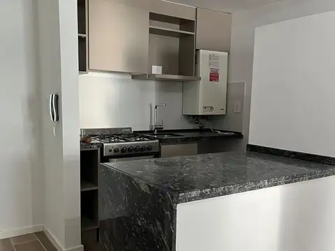 Mariano Moreno al 200