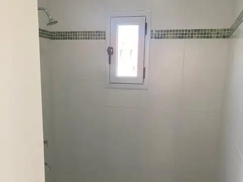 Casa 2 ambientes con 1 baño