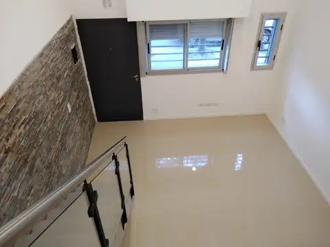 EXCELENTE LOFT AL FRENTE P.B