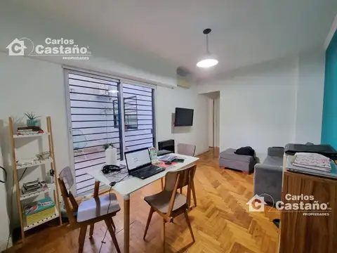 Exc. Depto. 2 Amb. Con patio a Mts De Av. Maipú.