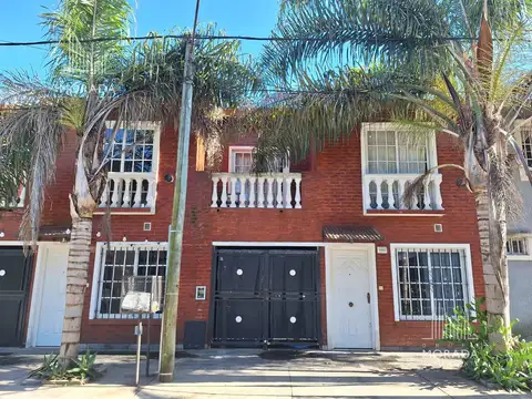 Venta casa 4 ambientes en Pilar
