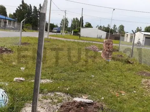 25 de Mayo Y Urquiza 100