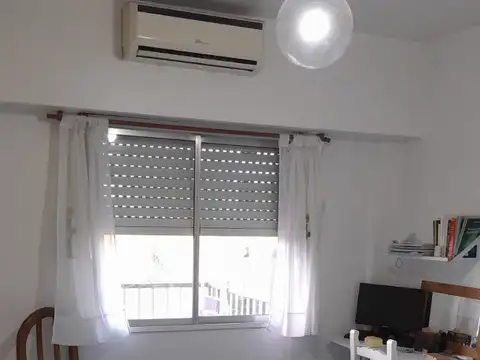 Departamento en Alquiler en Floresta, $ 850.000