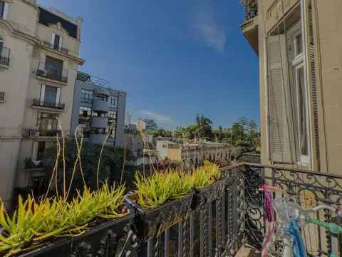 Departamento en Venta 110 años