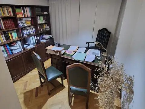 Oficina en Alquiler en Lomas de Zamora, $ 1.400.000