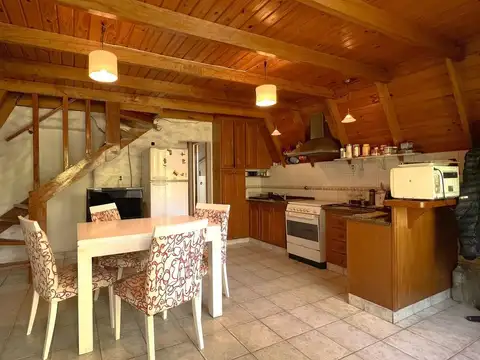 Casa 3 ambientes con 1 baño