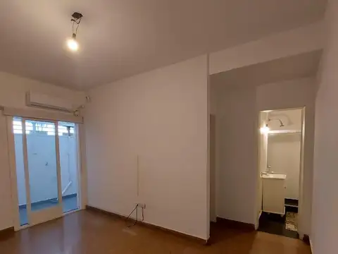 Depto Tipo Casa en Alquiler de 2 ambientes