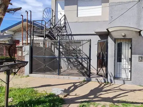 Alquiler de Departamento 3 AMBIENTES en Caseros, Tres de Feb