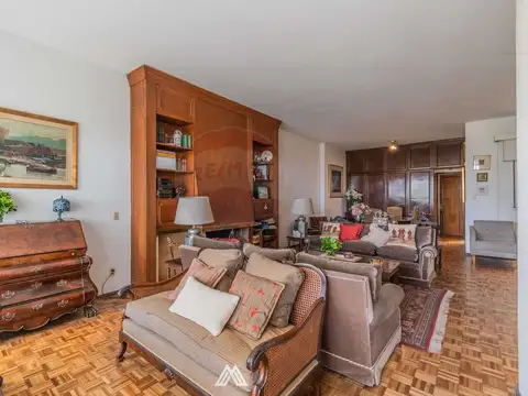 Departamento en Venta de 9 ambientes