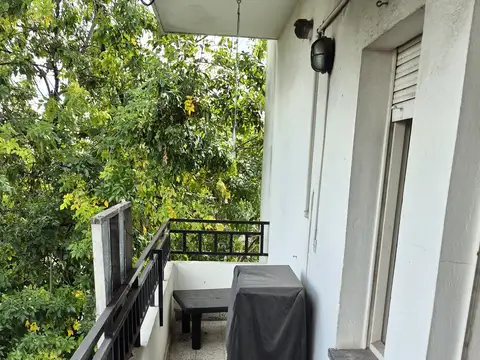 Depto Tipo Casa en Venta 70 años