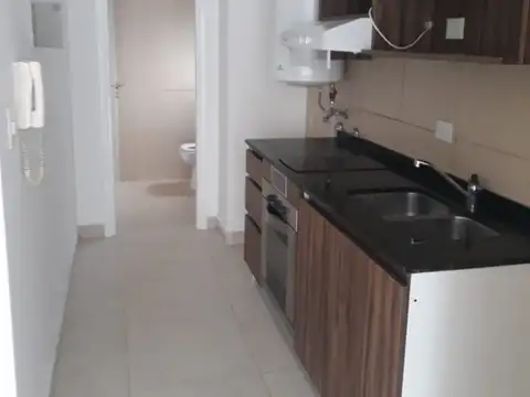 PELEGRINI 4000, Piso 6