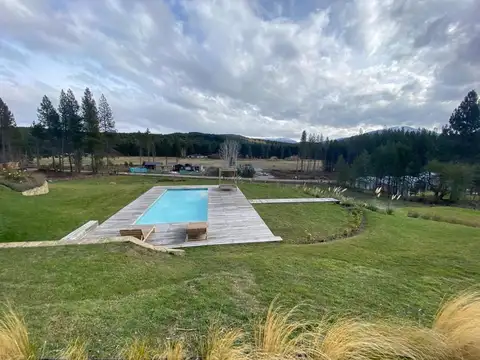 Exclusiva casa en barrio privado Chapelco Golf