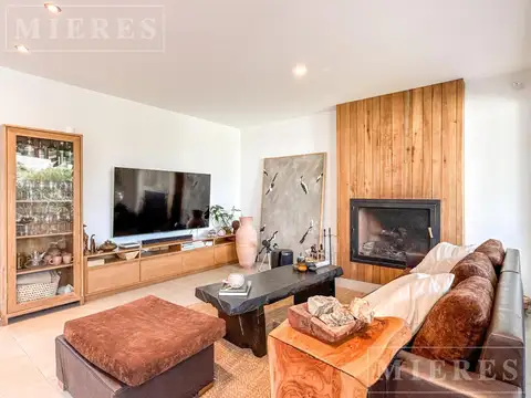 Casa 7 ambientes con 3 baños