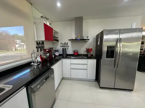 Casa en venta con 3 dormitorios en Miralagos