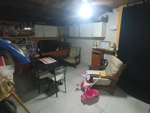 DOS CASAS SOBRE LOTE DE 441 mts2 – Ostende
