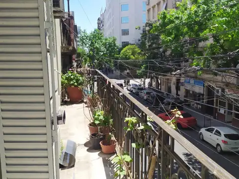 VENTA-BALVANERA -DEPTO 4 AMB- FRENTE Y BALCON/PASOS DE AV RIVADAVIA 