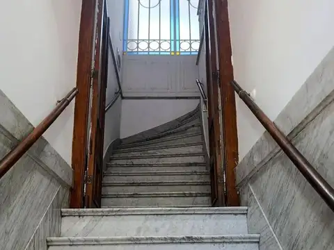 Otamendi e/ General Venancio Flores y Yerbal