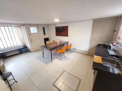 Depto Tipo Casa en Venta de 4 ambientes