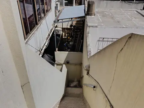 Depto Tipo Casa en Venta de 4 ambientes