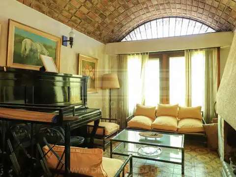 Casa en Venta en Villa Adelina, USD 320.000