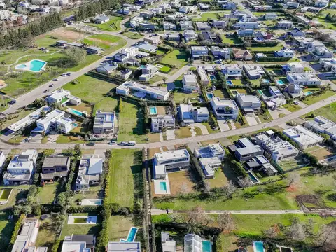Terreno en Venta 54  mts Fondo